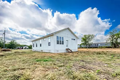 122 Los Fresnos Drive, Dale, TX 78616 - Photo 36