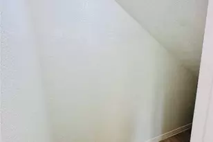 6301 Crumley Ln, Austin, TX 78741 - Photo 20