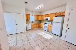 6301 Crumley Ln, Austin, TX 78741 - Photo 8