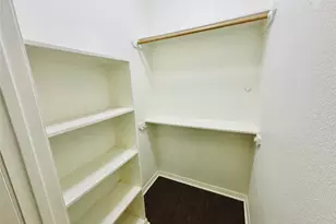 6301 Crumley Ln, Austin, TX 78741 - Photo 18