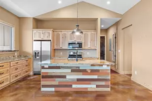 427 S Cedar Mountain Dr, Marble Falls, TX 78654 - Photo 12