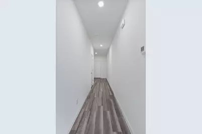 109 Blackbear Drive, Hutto, TX 78634 - Photo 2