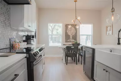 518 Rigsby Avenue, San Antonio, TX 78210 - Photo 10