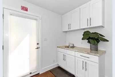 1512 W Koenig Lane, Austin, TX 78756 - Photo 12