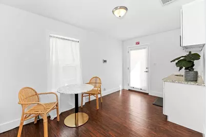 1512 W Koenig Lane, Austin, TX 78756 - Photo 10