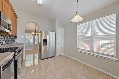 166 Pecanwood N, Kyle, TX 78640 - Photo 12