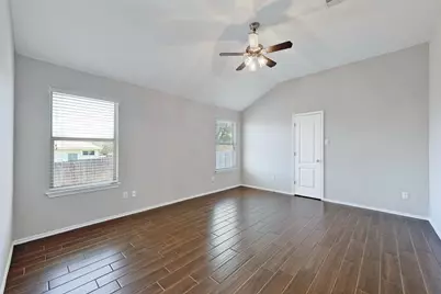 166 Pecanwood N, Kyle, TX 78640 - Photo 16