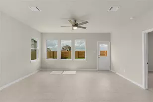 25624 Wheat Seed Ln, Elgin, TX 78621 - Photo 14