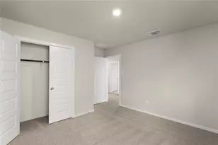 25624 Wheat Seed Ln, Elgin, TX 78621 - Photo 32