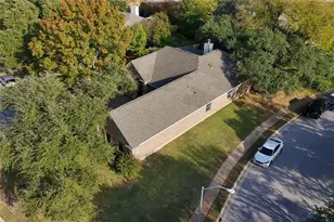 2001 Lacey Oak Cove, Round Rock, TX 78681 - Photo 4