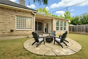 2001 Lacey Oak Cove, Round Rock, TX 78681 - Photo 32