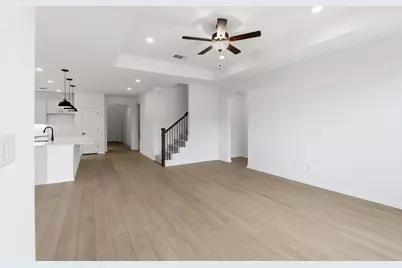 6917 Cliff Rose Drive, Spicewood, TX 78669 - Photo 12