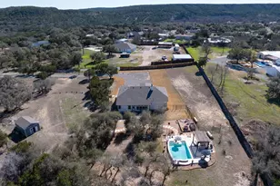 14302 Summit View Dr, Leander, TX 78641 - Photo 32