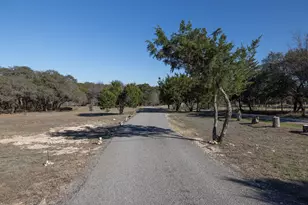 14302 Summit View Dr, Leander, TX 78641 - Photo 28