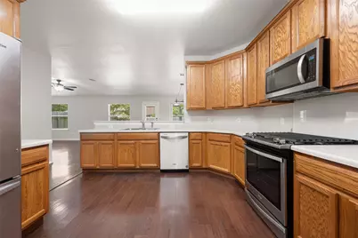 2220 Pearson Way, Round Rock, TX 78665 - Photo 2