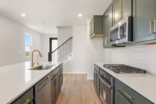 228 Ranier Wy, Dripping Springs, TX 78620 - Photo 12