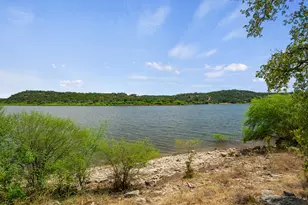 301 Yonder Dr, Spicewood, TX 78669 - Photo 36