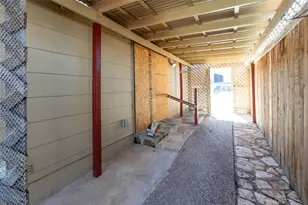 1000 S Center St, Austin, TX 78704 - Photo 24