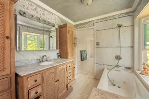 368 Riddle Rd, Cedar Creek, TX 78612 - Photo 10