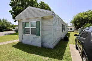 900 Broken Feather Trail, Pflugerville, TX 78660 - Photo 2