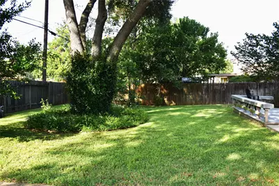 1702 Pecos Avenue, Rockdale, TX 76567 - Photo 24