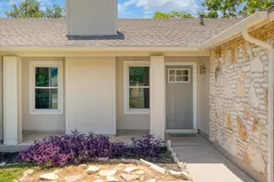 2121 Trede Dr, Austin, TX 78745 - Photo 2