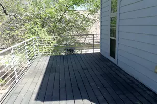 2912 E 14th St, Austin, TX 78702 - Photo 18