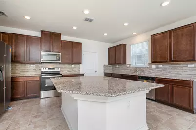 6434 Nolina Pass, San Antonio, TX 78218 - Photo 10