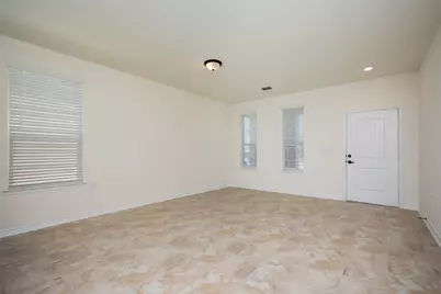 6434 Nolina Pass, San Antonio, TX 78218 - Photo 4