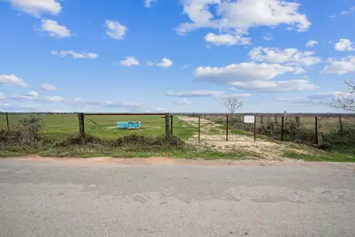 000 Callihan Road, Luling, TX 78648 - Photo 26