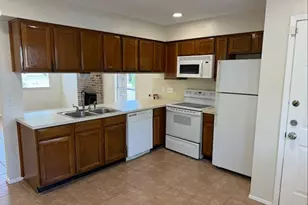 1504 Waterloo Tr, Austin, TX 78704 - Photo 2