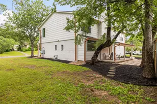 6905 N Creighton Ln, Austin, TX 78723 - Photo 32