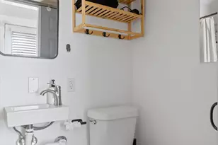 1167 Ridgeway Dr, Austin, TX 78702 - Photo 26