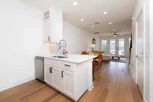 2508 B Simond Ave, Austin, TX 78723 - Photo 8