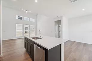 476 Young St, Buda, TX 78610 - Photo 4