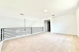 476 Young St, Buda, TX 78610 - Photo 10