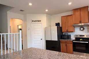1007 Brambles Dr, Georgetown, TX 78626 - Photo 10