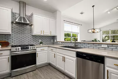2013 Shaker Trail, Austin, TX 78754 - Photo 10