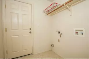 833 Rusk Rd, Round Rock, TX 78665 - Photo 10