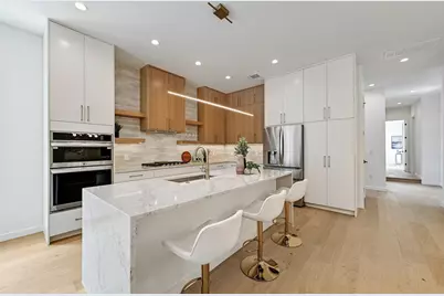 932 E 53rd Street, Austin, TX 78751 - Photo 8