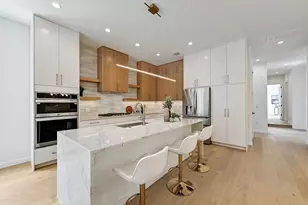 932 E 53rd St, Austin, TX 78751 - Photo 8