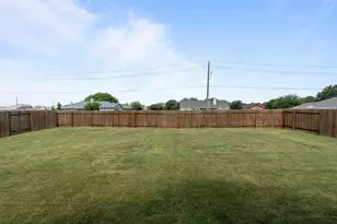 105 Bosco Rd, Hutto, TX 78634 - Photo 32