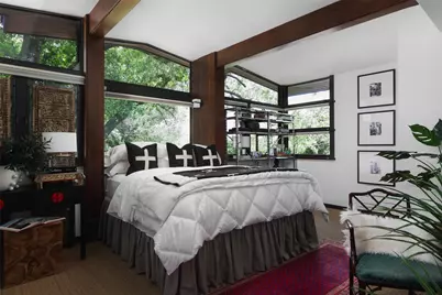 2401 Jarratt Avenue, Austin, TX 78703 - Photo 22