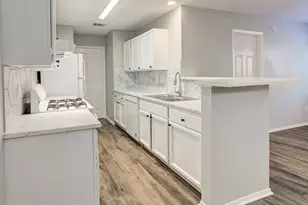 8200 West Gate Blvd, Austin, TX 78745 - Photo 8
