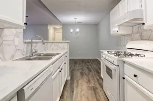 8200 West Gate Blvd, Austin, TX 78745 - Photo 10