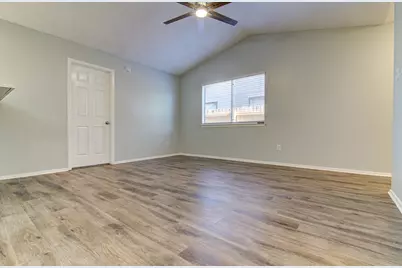 8200 West Gate Boulevard #A, Austin, TX 78745 - Photo 4