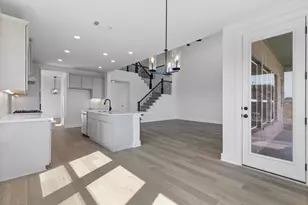 204 Smoke Signal Ct, Liberty Hill, TX 78642 - Photo 10