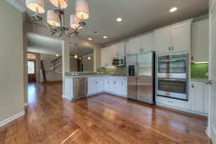 405 S Meadowlark St, Lakeway, TX 78734 - Photo 12