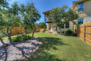 405 S Meadowlark St, Lakeway, TX 78734 - Photo 38