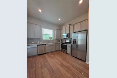 1020 Vista View Drive #302, Georgetown, TX 78626 - Photo 6